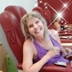 Meet your Posher, Lisa